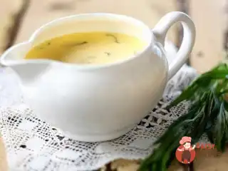 Соус велюте з естрагоном до білого м'яса та риби на грилі.