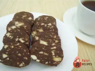 Домашня шоколадна ковбаса