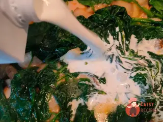 Крок 14: Курка з грибами та шпинатом