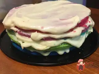 Райдужний торт