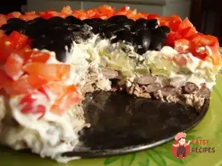 Салат з яловичиною та червоною квасолею