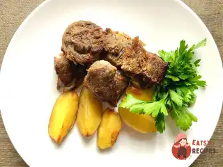 Запечена яловичина з картоплею