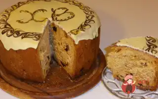 Паска З Родзинками Та Цукатами
