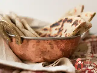 Індійські коржі алу паратха
