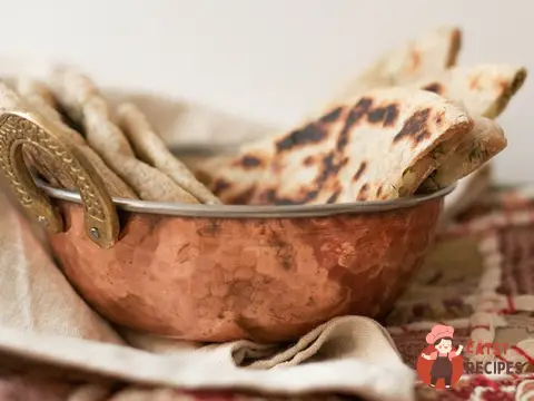 Індійські коржі алу паратха