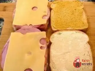 Сендвіч з шинкою та сиром «Монте-Крісто»