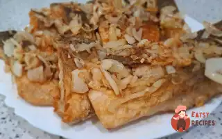 Смажений Короп Із Цибулею На Сковороді