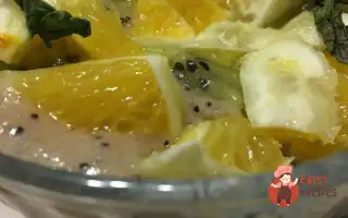 Фруктовий Десерт Із Бананово-Маковим Соусом