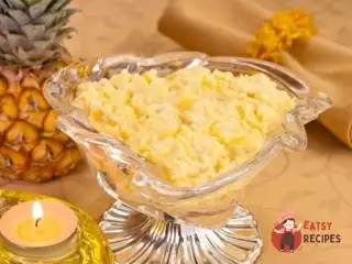 Салат з сиром, ананасами та куркою