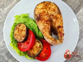 Стейк із білого амура