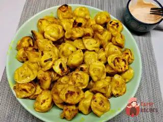 Смажені пельмені з каррі та шафраном