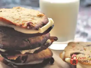 Морквяне печиво із сирним кремом