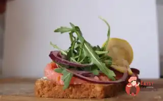 Датський Відкритий Сендвіч (Smørrebrød) Із Червоною Рибою