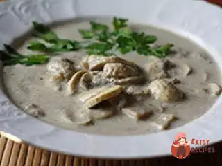 Грибний суп з вином