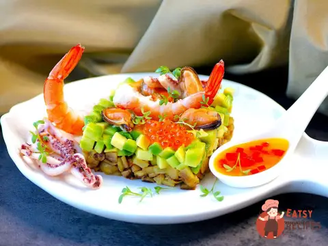 Вишуканий салат із морепродуктами