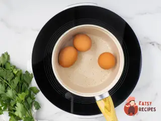 Крок 2: Салат «Грибний кошик» з куркою