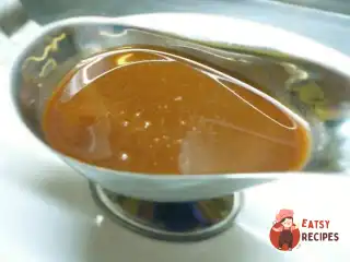 Соус «Шаркутьє» до свинини від шефа Пола Гейлера