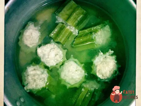 Люфа, фарширована м'ясом та рисом