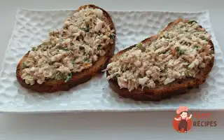 Бутерброди з тунцем і вершковим сиром