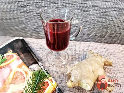 Імбирний ягідний морс із рожевим перцем.