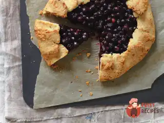 Галета зі смородиною