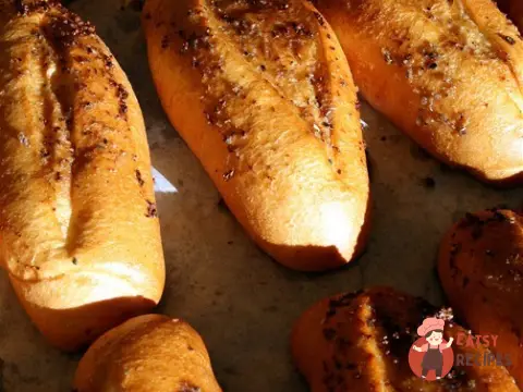 Хліб із маслинами