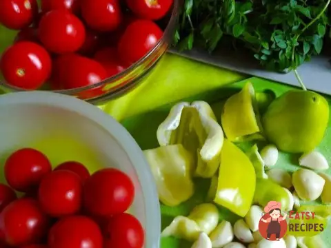 Помідори в маринаді із зелені