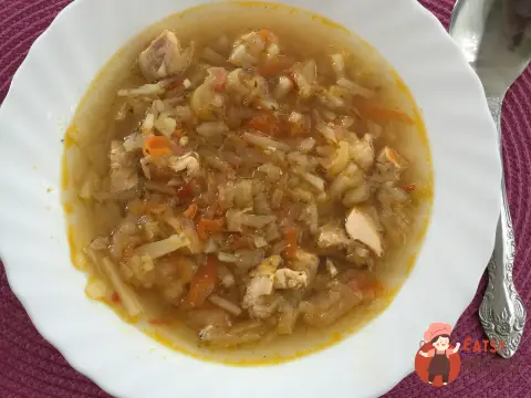 Легкі щі з кольрабі