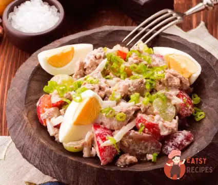 Салат з печінки тріски з маринадами