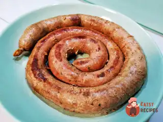 Домашні ковбаски з вершками та часником