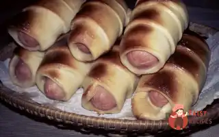 Сосиски У Медовому Тесті