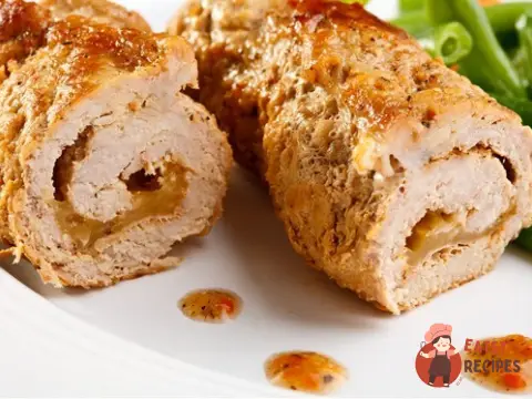 Свинина, фарширована грушами