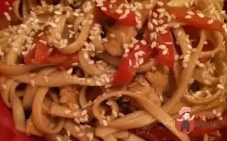 Які-Удон З Куркою