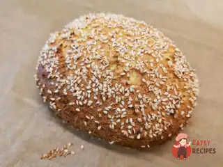Хліб з мигдального борошна та сиру