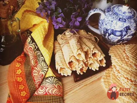 Вафельні трубочки