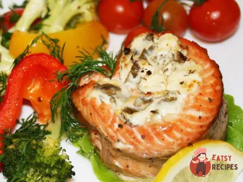 Запечені рулети з лосося з овочами