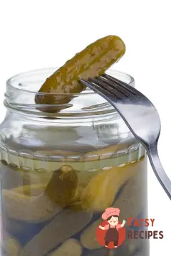 Мариновані корнішони по-французьки