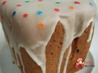 Паска з спеціями та лимонною цедрою