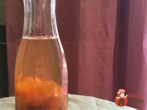 Лимонад з аличі з чебрецем і шавлією