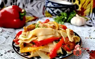 Салат З Домашньою Локшиною Та Куркою