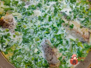 Крок 12: Хек із цибулею в молоці