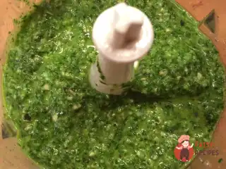 Кріпне песто з гарбузовим насінням