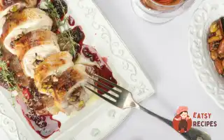 Курка, Фарширована Горіхами Та Чорносливом, З Ожиновим Соусом.