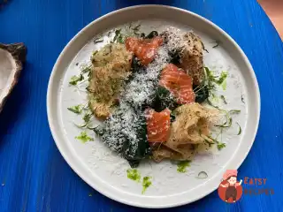 Млинці зі шпинатом та гравлаксом