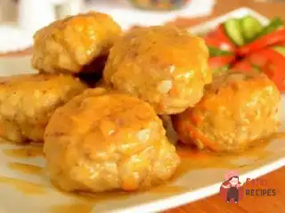 Рибні кульки у соусі