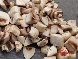 Крок 1: Жюльєн із трюфельним соусом
