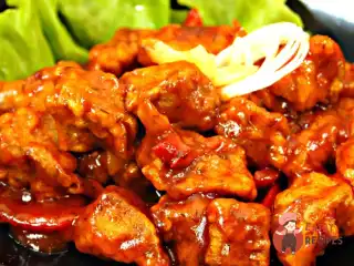 Свинина тушкована з болгарським перцем