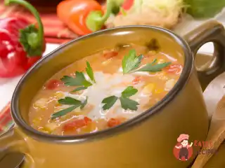 Гострий овочевий суп із цвітною капустою