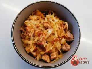 Солянка зі свининою