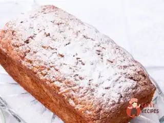 Кекс з кленовим сиропом та яблуками
